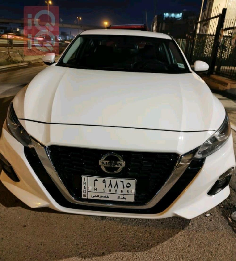 نیسان ئەلتیما